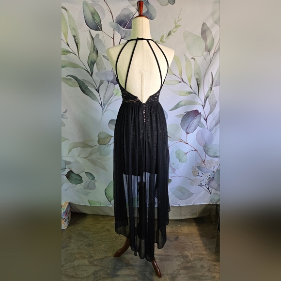 MORGAN & CO | Lace Glitter Keyhole Halter Dress w/ Overskirt in Black sz 2 - Picture 2 of 14